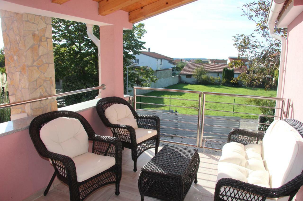 Vacation House "Viola" Fazana Exterior photo